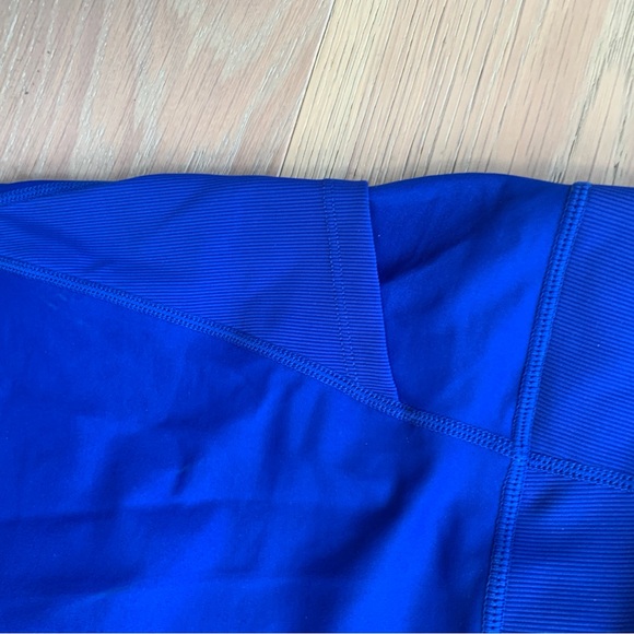 Matching sports bra and shorts with pockets NWT - Picture 8 of 11